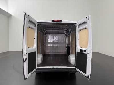 Peugeot Boxer 140PK L3H2 | Multimedia | Camera | Airco | 3-Zits | Betimmering foto 4