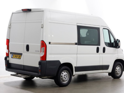 Peugeot Boxer 2.0 BlueHDI 130pk E6 L1H2 Premium Navi/Camera/Inrichting 01-2018 foto 2