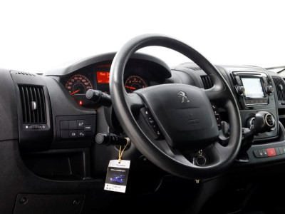 Peugeot Boxer 2.0 BlueHDI E6 130pk L1H2  Premium Navi/Camera/Inrichting 11-2016 foto 15
