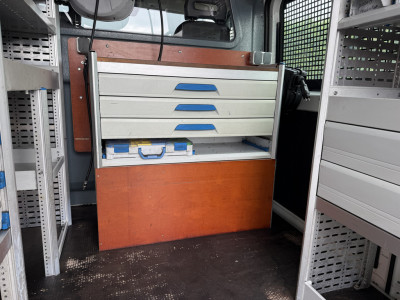 Peugeot Boxer 2.0 HDI 131 PK EURO 6 / L1H2 / SORTIMO INRICHTING / WERKPLAATS / CAMERA / CRUISE / AIRCO / NAVI foto 11