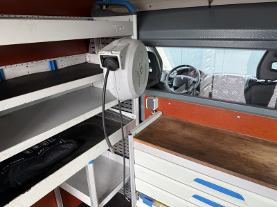 Peugeot Boxer 2.0 HDI 131 PK EURO 6 / L1H2 / SORTIMO INRICHTING / WERKPLAATS / CAMERA / CRUISE / AIRCO / NAVI foto 12