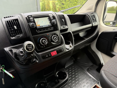 Peugeot Boxer 2.0 HDI 131 PK EURO 6 / L1H2 / SORTIMO INRICHTING / WERKPLAATS / CAMERA / CRUISE / AIRCO / NAVI foto 18