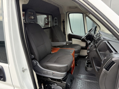 Peugeot Boxer 2.0 HDI 131 PK EURO 6 / L1H2 / SORTIMO INRICHTING / WERKPLAATS / CAMERA / CRUISE / AIRCO / NAVI foto 7