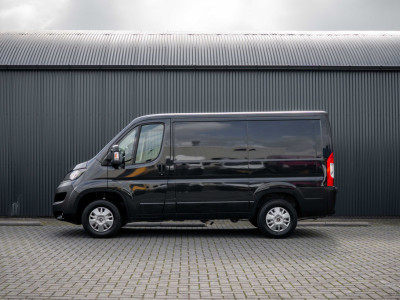 Peugeot Boxer 2.2 BlueHDi 120 L1H1 | 120 PK | 3-Zits | Cruise | Airco | Trekhaak foto 5