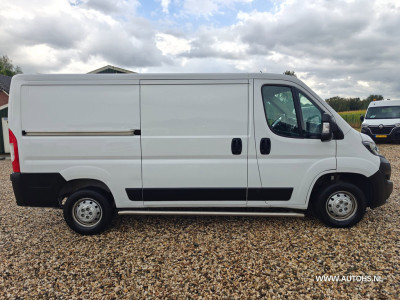 Peugeot Boxer 2.2 BlueHDi 120 L2H1 , 1e Eig , Euro 6 , Apk 8-2027 , Lang model , Airco cruise camera. foto 6