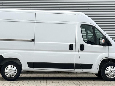 Peugeot Boxer 2.2 BlueHDi 120 L2H2 Airco|Navi|Camera|Trekhaak foto 7