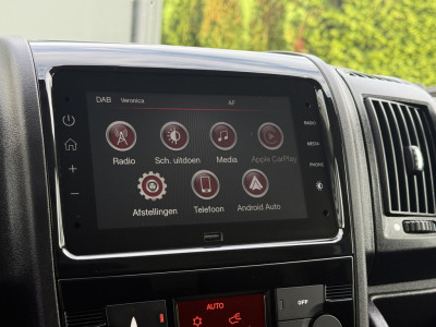 Peugeot Boxer 2.2 BlueHDi 120 PK / L2H2 / 23.081 KM! / 1e EIG. / ECC / CRUISE / DAB+ / CARPLAY / 3-ZITS foto 15