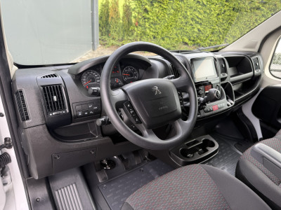 Peugeot Boxer 2.2 BlueHDi 120 PK / L2H2 / 23.081 KM! / 1e EIG. / ECC / CRUISE / DAB+ / CARPLAY / 3-ZITS foto 7