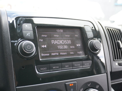 Peugeot Boxer 2.2 BlueHDi 120PK L2H2 EURO 6 - Airco - Navi - Cruise - €12.900,- Excl. foto 11