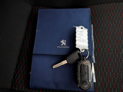 Peugeot Boxer 2.2 BlueHDi 120pk L2H2 Premium Airco/Camera 08-2020 foto 6