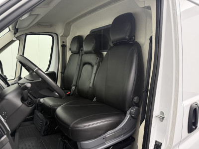 Peugeot Boxer 2.2BlueHDi 165PK L3H2 Zwaar Grip | 2xSchuifdeur | Multimedia | Camer | Airco | Cruise | Trekhaak 3000Kg foto 19