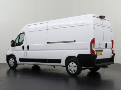 Peugeot Boxer 2.2BlueHDi 165PK L3H2 Zwaar Grip | 2xSchuifdeur | Multimedia | Camer | Airco | Cruise | Trekhaak 3000Kg foto 6