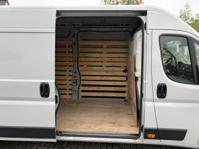 Peugeot Boxer 2.2 BlueHDi 180PK Euro6 Aut. L4H2 3.5t Zwaar â 3-zits â Trekhaak 3.000 KG â dubbele schuifdeur foto 18