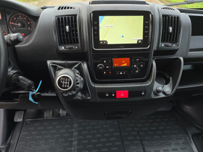 Peugeot Boxer 2.2 BlueHDi L2 H2 3.5T 140 Pk - Euro 6 - Navi - Airco - Cruise Control foto 13