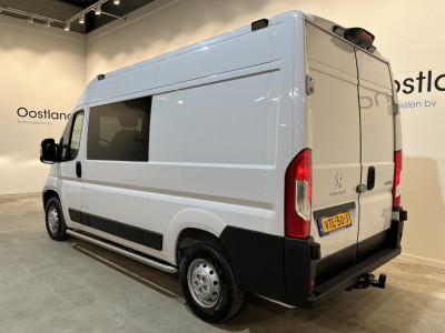 Peugeot Boxer 2.2 HDi 120 PK L2H2 DC 6 pers. / Euro 6 / Airco / CarPlay / Camera / Trekhaak / Cruise Control / 500 KM !! foto 16