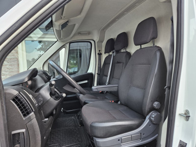 Peugeot Boxer 330 2.2 BlueHDi 140 L2H2 Premium Trekhaak! Airco! NAP! Cruise Control! Nette Bus! 8