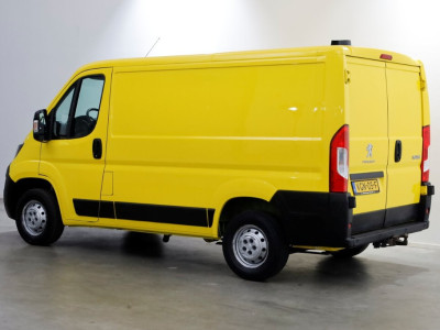 Peugeot Boxer 330 2.2 BlueHDi 140pk L1H1 Premium Airco/Standkachel 09-2020 foto 10