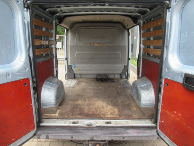Peugeot Boxer 330 2.2 HDI L1H1  | Airco | Luchtvering | 2x zijdeur foto 6