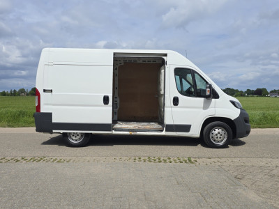 Peugeot Boxer 333 2.0 BlueHDI L2H2 Pro - 131 Pk - Euro 6 - Trekhaak foto 21