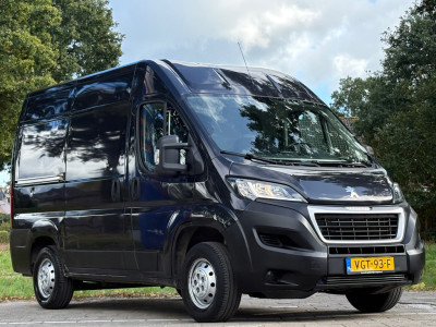 Peugeot Boxer 333 2.2 BlueHDi 120PK *Oprijplaat inklapbaar* NAP|trekhaak 2500KG|cruise|achteruitrijcamera|airco|navi|parkeersensor foto 4