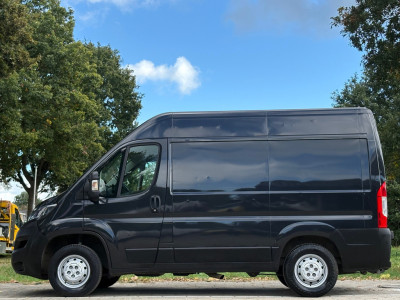 Peugeot Boxer 333 2.2 BlueHDi 120PK *Oprijplaat inklapbaar* NAP|trekhaak 2500KG|cruise|achteruitrijcamera|airco|navi|parkeersensor foto 8