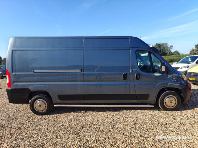 Peugeot Boxer 333 2.2 BlueHDi 165 PK L3H2 Premium, 1e Eig , euro 6, cruise , camera , navi , apk 10- 2027 , NW motor bij 118000 km foto 10