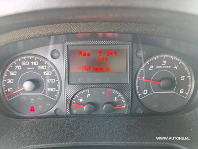 Peugeot Boxer 333 2.2 BlueHDi 165 PK L3H2 Premium, 1e Eig , euro 6, cruise , camera , navi , apk 10- 2027 , NW motor bij 118000 km foto 14