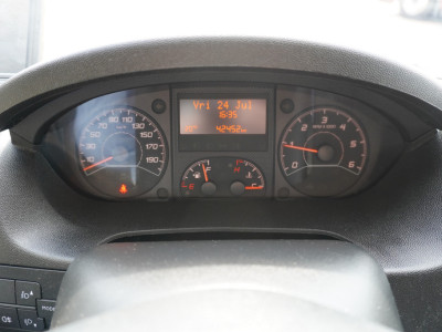 Peugeot Boxer 335 2.0 BlueHDI  131PK L3 Pro Meubelbak nr. V176 | Airco | Camera | Navi | achterdeuren foto 15