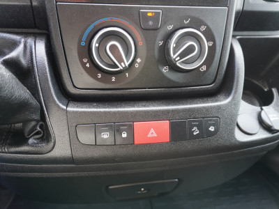 Peugeot Boxer 335 2.0 BlueHDI  131PK L3 Pro Meubelbak nr. V176 | Airco | Camera | Navi | achterdeuren foto 20