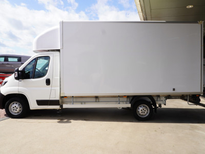 Peugeot Boxer 335 2.0 BlueHDI  131PK L3 Pro Meubelbak nr. V176 | Airco | Camera | Navi | achterdeuren foto 8