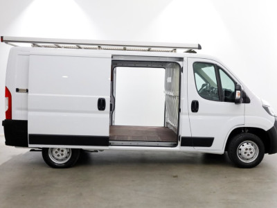 Peugeot Boxer 335 2.2 BlueHDi 140pk L2H1 Premium Airco/Navi/2x Schuifdeur 04-2021 12