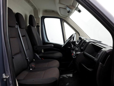 Peugeot Boxer 335 2.2 BlueHDi 140pk L3H3 Premium Airco/Camera 05-2022 3