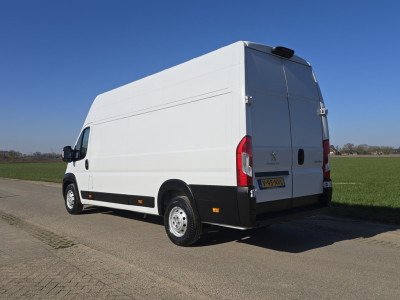 Peugeot Boxer 435 2.2 BlueHDi L4H3 - 165 Pk - Euro 6 - ParkeerCamera - Airco - Cruise Control foto 3