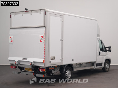 Peugeot Boxer 140PK 433cm Hoog Laadklep Zijdeur Bakwagen Navi Airco Cruise Camera DHollandia Euro6 Meubelbak Koffer Airco Cruise control 2