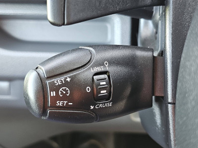 Peugeot EXPERT 2.0 L2 Automaat 180 PK! 12