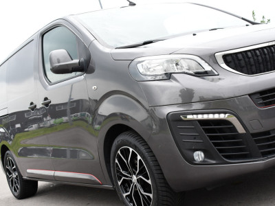 Peugeot Expert 1.5 BlueHDI 120 PB Edition 360 Camera, Carplay, Cruise, 120pk, Trekhaak, Multimedia, Uniek! foto 19