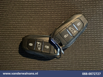 Peugeot Expert 1.5 BlueHDI 120pk L1H1 Euro6 Airco | Camera | Trekhaak | Apple Carplay Cruisecontrol, Android Auto, Parkeersensoren, Bijrijdersbank foto 18