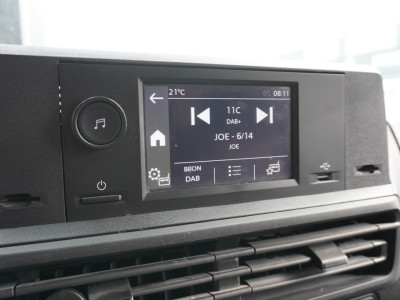 Peugeot Expert 1.5 BlueHDi 120PK L2 EURO 6 - Airco - Cruise - PDC - € 21.950,- Excl. 11
