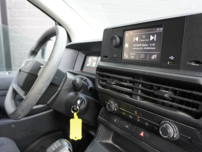 Peugeot Expert 1.5 BlueHDi 120PK L2 EURO 6 - Airco - PDC - Cruise - € 21.950,- Excl. 3