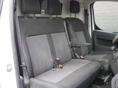 Peugeot Expert 1.5 BlueHDi 120PK L2 EURO 6 - Airco - PDC - Cruise - € 21.950,- Excl. 5