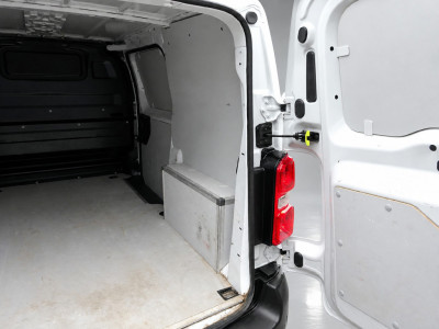 Peugeot Expert 1.5 BlueHDi 120 S&S L2 NIEUW MODEL AIRCO CRUISE CONTROL 3 ZITS foto 10