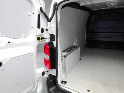 Peugeot Expert 1.5 BlueHDi 120 S&S L2 NIEUW MODEL AIRCO CRUISE CONTROL 3 ZITS foto 9