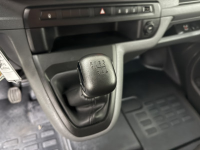 Peugeot Expert 2.0BlueHDI 120 Long Premium Dubbele Cabine | Airco | Cruise | privacy Glass foto 16