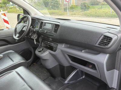 Peugeot Expert 2.0 BlueHDI 120PK Automaat Compact Premium -- Export only -- foto 3