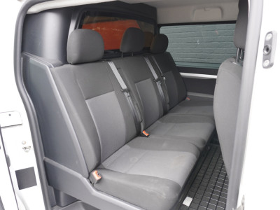 Peugeot Expert 2.0 BlueHDI 120PK Dubbel cabine EURO 6 - Airco -Navi - Cruise - €14.950,- Excl. 10