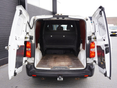 Peugeot Expert 2.0 BlueHDI 120PK Dubbel cabine EURO 6 - Airco -Navi - Cruise - €14.950,- Excl. 8