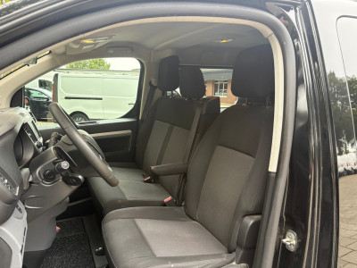 Peugeot Expert 2.0 BlueHDI 120PK|NAP|Dubbelcabine|AUTOMAAT|ACC|Head-up|achteruitrijcamera|trekhaak|apple carplay|blind spot|EURO6 foto 12