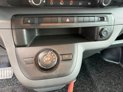 Peugeot Expert 2.0 BlueHDI 120PK|NAP|Dubbelcabine|AUTOMAAT|ACC|Head-up|achteruitrijcamera|trekhaak|apple carplay|blind spot|EURO6 foto 17