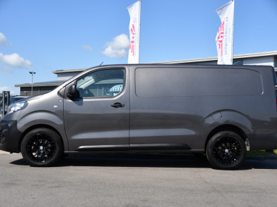 Peugeot Expert 2.0 BlueHDI 145 L3 PB Edition Camera, Cruise, Carplay, 145pk, Trekhaak, Sensoren, Multimedia, Uniek! foto 9