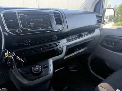 Peugeot Expert 2.0 BlueHDI 145 PK AUTOMAAT / L2H1 / 1e EIG. / CAMERA / CRUISE / CARPLAY / SIDEBARS foto 12